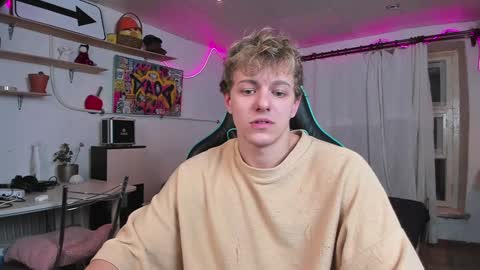 Snapshot of naughty_nik43 chatting on January 8, 2025, 3:50 pm Nik online show from January 8, 2025, 3:50 pm