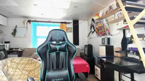 Snapshot of naughty_nik43 chatting on September 24, 2025, 10:07 am Nik online show from September 24, 2025, 10:07 am