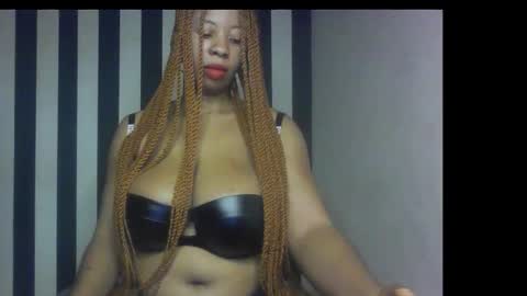 Snapshot of naughty_xxbunny chatting on March 5, 2026, 9:05 am beauty online show from March 5, 2026, 9:05 am