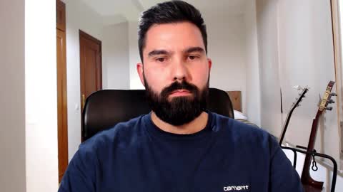 Snapshot of naughtybear_69 chatting on October 31, 2025, 4:52 pm Tom online show from October 31, 2025, 4:52 pm