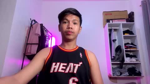 Snapshot of naughtybutsexy69 chatting on October 5, 2025, 8:56 am Arch online show from October 5, 2025, 8:56 am