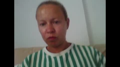Snapshot of naughtyjennyblondeuk chatting on June 3, 2026, 5:07 pm naughtyjennyblondeuk online show from June 3, 2026, 5:07 pm