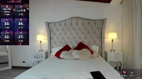 Scarlett online show from October 4, 2025, 10:19 pm