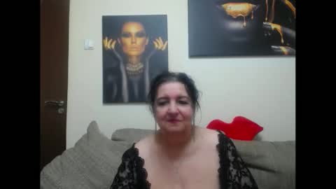 Snapshot of naughtykorin chatting on February 19, 2026, 9:22 pm korin online show from February 19, 2026, 9:22 pm