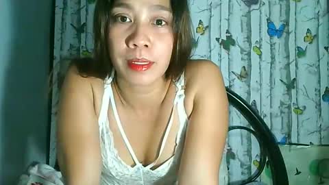 Snapshot of naughtynathalie2025 chatting on October 16, 2025, 12:44 am naughtynathalie2025 online show from October 16, 2025, 12:44 am