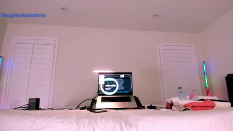 Aphroditecall me A for short online show from May 30, 2026, 10:12 am