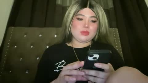 Rose Wilson online show from December 17, 2025, 2:45 pm