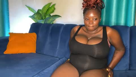 naughtysexydoll2 online show from November 9, 2025, 8:07 pm