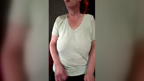 Naughty Wife Next Dor online show from May 11, 2026, 10:18 pm