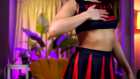 Chloe online show from March 16, 2026, 4:18 am