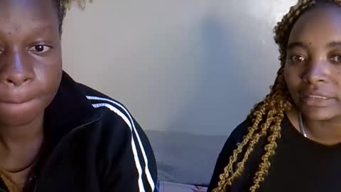 Snapshot of naughylav chatting on February 3, 2026, 5:38 am Naughylav online show from February 3, 2026, 5:38 am