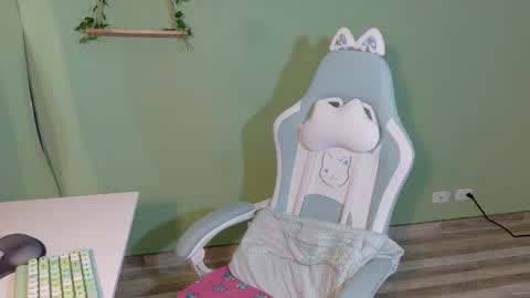 Snapshot of naugthy_muse chatting on January 17, 2026, 2:38 am sabrina online show from January 17, 2026, 2:38 am