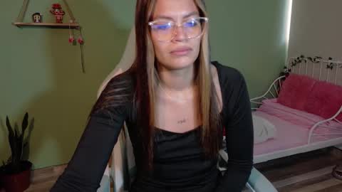 Snapshot of naugthy_muse chatting on February 15, 2026, 6:04 pm sabrina online show from February 15, 2026, 6:04 pm