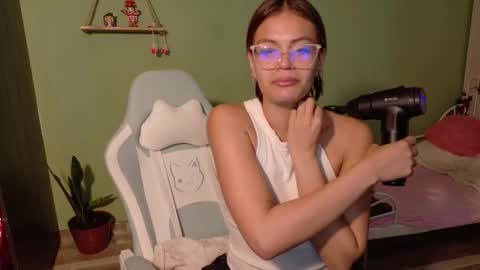 Snapshot of naugthy_muse chatting on February 25, 2026, 12:20 am sabrina online show from February 25, 2026, 12:20 am