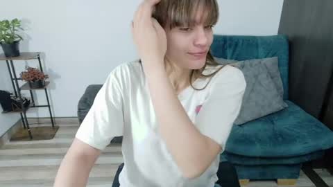 sabrina online show from May 13, 2026, 2:53 am