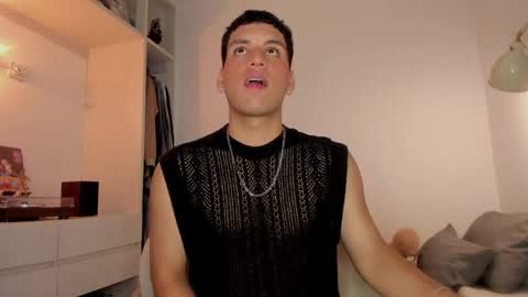 Natan online show from April 12, 2026, 1:54 am