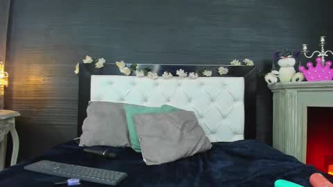 Naye  online show from February 11, 2025, 7:02 am