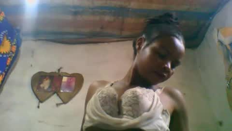 Nayla online show from February 12, 2026, 5:24 am