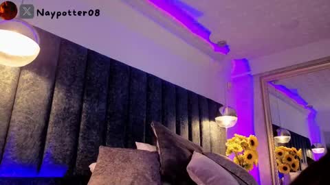 Juli  online show from May 29, 2026, 2:59 pm