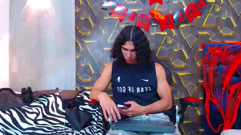 Nazper online show from October 30, 2025, 4:52 pm