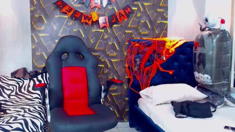 Nazper online show from October 31, 2025, 5:14 pm