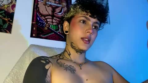 nazzz10 online show from January 11, 2026, 1:32 am