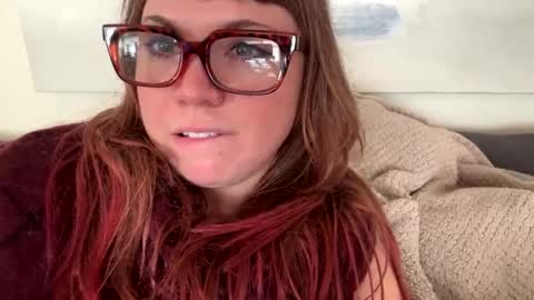 Nealiana online show from January 9, 2025, 8:22 pm