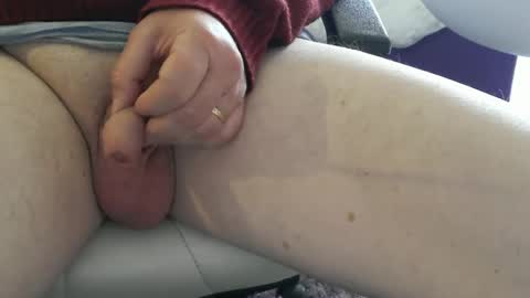 neckk online show from April 18, 2026, 10:41 am