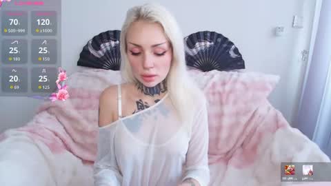 Snapshot of necroblonde chatting on August 8, 2026, 1:19 am necroblonde online show from August 8, 2026, 1:19 am