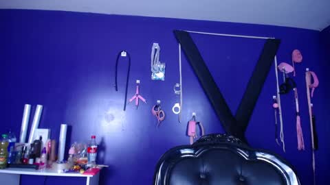 Camille online show from December 12, 2024, 1:39 pm