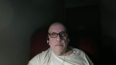 Tom online show from June 17, 2026, 2:03 am