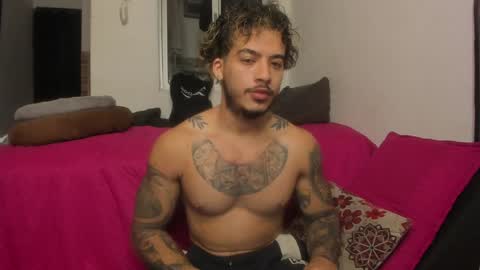 Nei turn green online show from January 8, 2025, 7:13 am