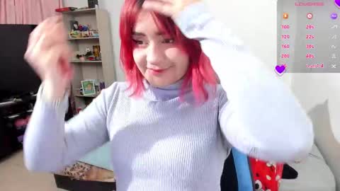 Snapshot of neeko_lol_ chatting on October 5, 2025, 12:03 pm Geek Nicole im Neeko UwU online show from October 5, 2025, 12:03 pm