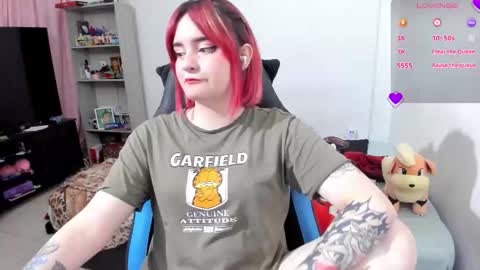 Snapshot of neeko_lol_ chatting on October 7, 2025, 6:49 pm Geek Nicole im Neeko UwU online show from October 7, 2025, 6:49 pm