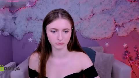 Snapshot of nekky_mouse chatting on June 5, 2026, 9:37 am Meow online show from June 5, 2026, 9:37 am