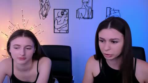 Snapshot of nekky_mouse chatting on July 13, 2026, 9:23 am Meow online show from July 13, 2026, 9:23 am