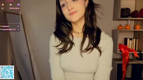 Vicky and Beatrice online show from April 16, 2026, 7:25 pm