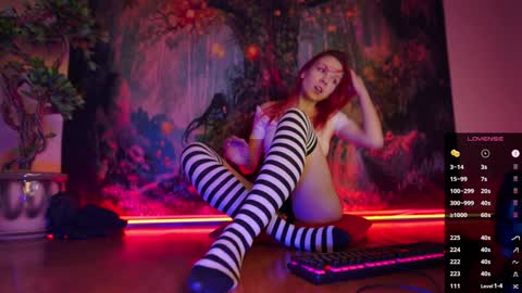 Snapshot of nelke_sun chatting on December 17, 2024, 11:17 am Dany online show from December 17, 2024, 11:17 am