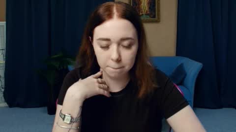 Nelli online show from March 3, 2026, 7:42 pm