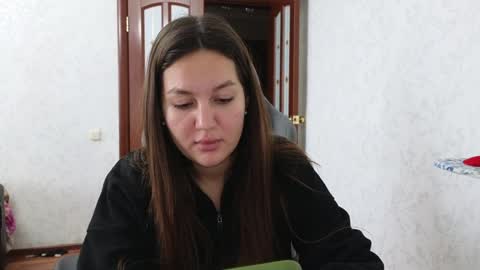 Snapshot of nellyfischer chatting on January 8, 2025, 8:27 am Nelly online show from January 8, 2025, 8:27 am