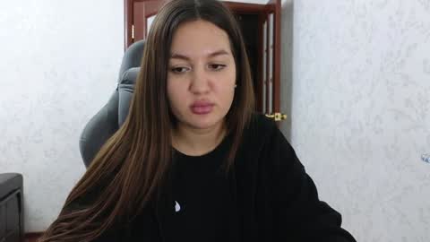 Snapshot of nellyfischer chatting on January 10, 2025, 6:17 pm Nelly online show from January 10, 2025, 6:17 pm