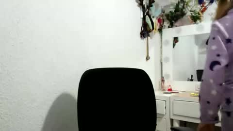 Star  online show from November 30, 2025, 11:53 pm