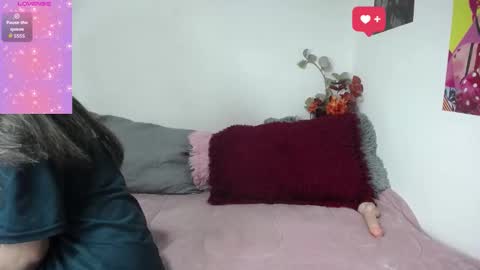 Snapshot of nenaa_stg chatting on November 6, 2025, 3:18 am Sol Stg online show from November 6, 2025, 3:18 am