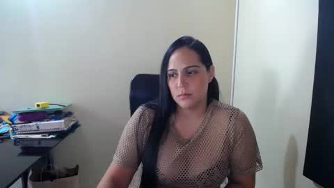 Snapshot of neny445 chatting on February 4, 2025, 6:38 pm kelly lopez online show from February 4, 2025, 6:38 pm