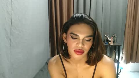 neomi online show from April 18, 2026, 7:07 pm