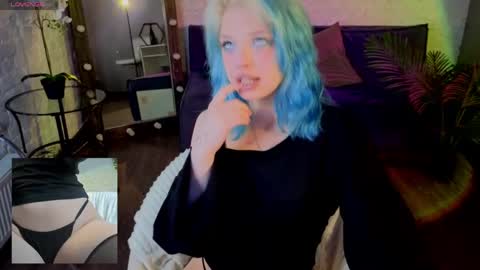 Snapshot of neondollxx chatting on May 24, 2026, 8:58 pm Monica online show from May 24, 2026, 8:58 pm