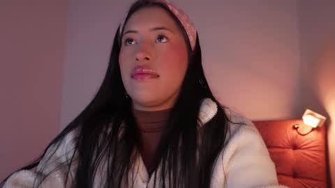 Helena    Every Friday new video for my fan club loves  online show from October 16, 2025, 6:09 pm