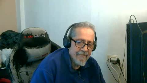 Snapshot of neron401 chatting on May 10, 2026, 2:55 pm neron401 online show from May 10, 2026, 2:55 pm