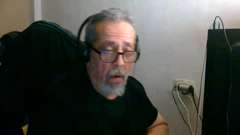 Snapshot of neron401 chatting on May 17, 2026, 3:48 am neron401 online show from May 17, 2026, 3:48 am