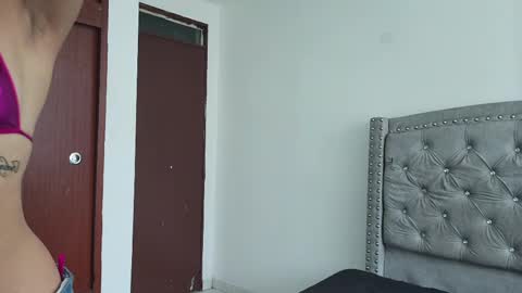 Snapshot of nesuko_kamado chatting on March 4, 2025, 4:30 pm nesuko_kamado online show from March 4, 2025, 4:30 pm